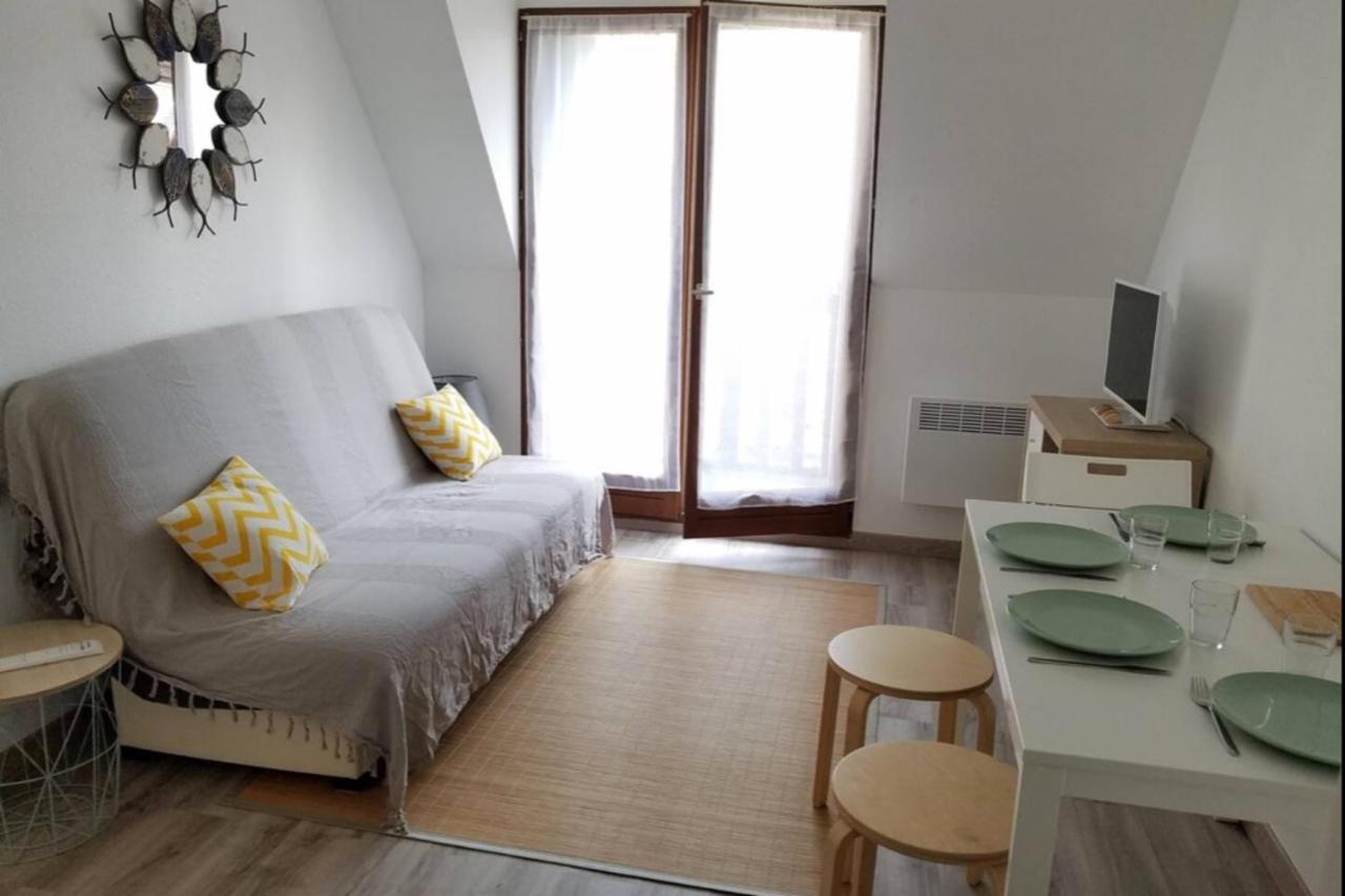 קאבורג Apt With Balcony At 350 M From The Beach מראה חיצוני תמונה